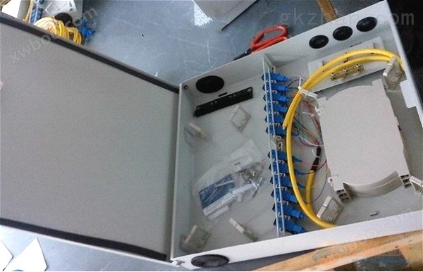光纤24芯配线箱